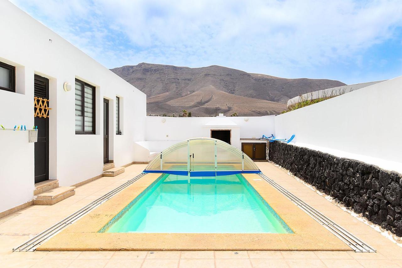 Famara Beach House Экстерьер фото